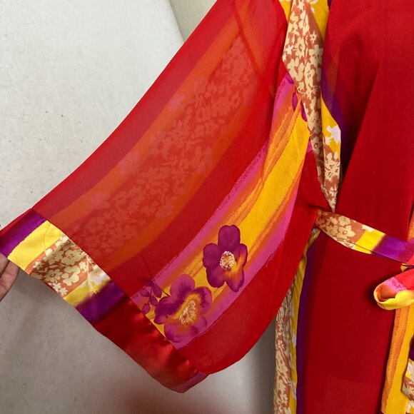 Victoria's Secret Collection Robe sz M satin red floral short Gold label belted - Picture 4 of 7